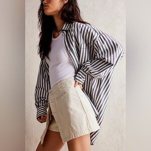 We the Free Midnight Sun Mid Rise Skort